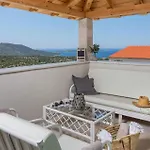 Gorgeous Home In Primosten Ferienhaus *
