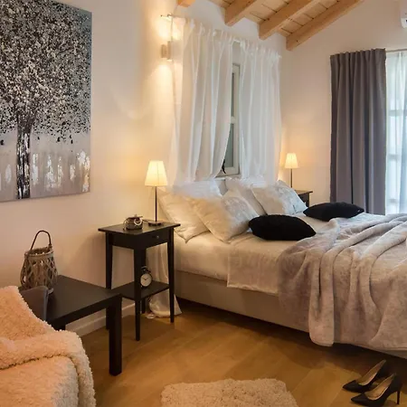 Gorgeous Home In Primosten *