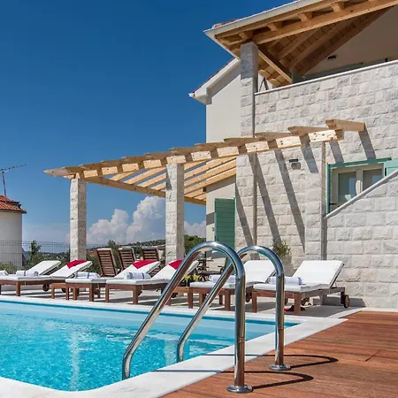 Stunning Home In Primosten With Wifi Holiday home