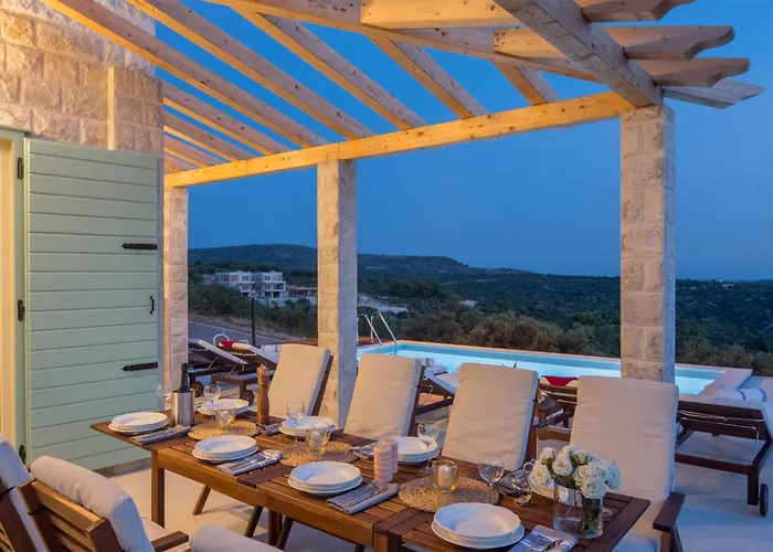 Vakantiehuis Stunning Home In Primosten With Wifi Primošten