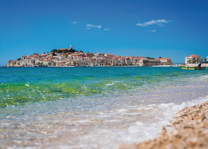 Stunning Home In Primosten With Wifi Primošten