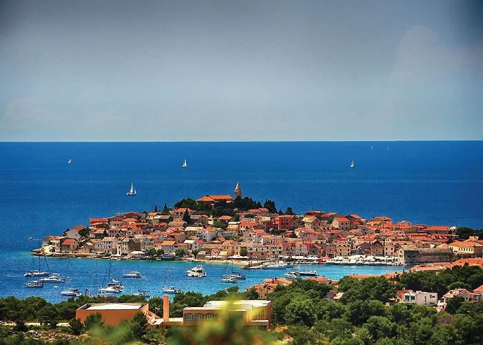 Stunning Home In Primosten With Wifi Primošten